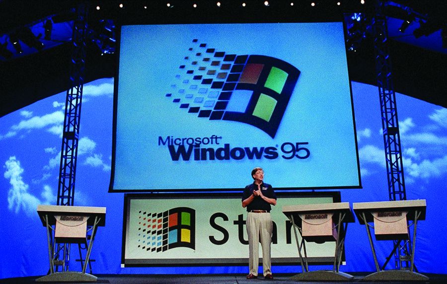 Bill Gates on stage at the Launch 95 event. August 24, 1995.