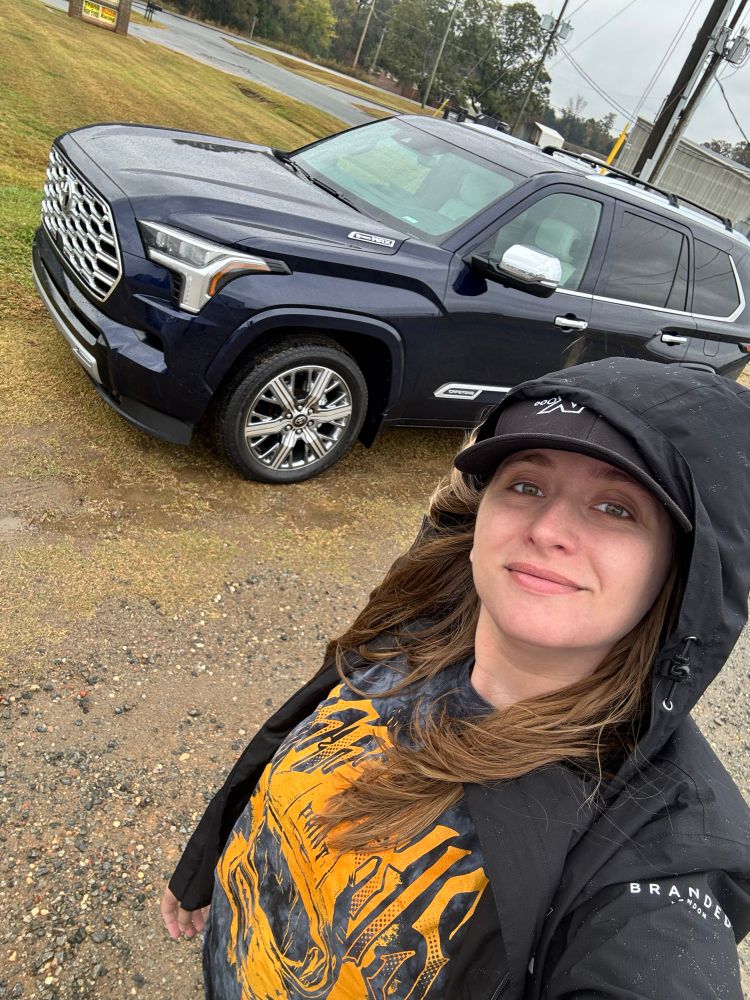 Alanis with a blue sequoia capstone 