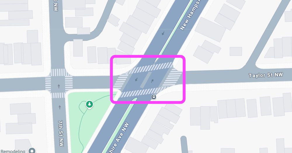 Map showing the intersection of New Hampshire and Taylor St NW.