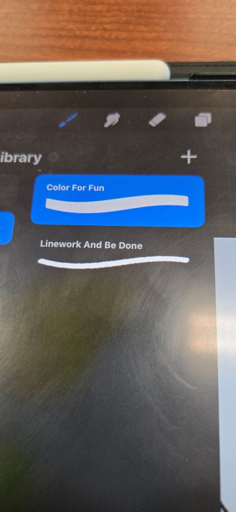 Brushes I made to make my own artstyle. The top one says "Color For Fun" and the bottom one says "Linework And Be Done". :3