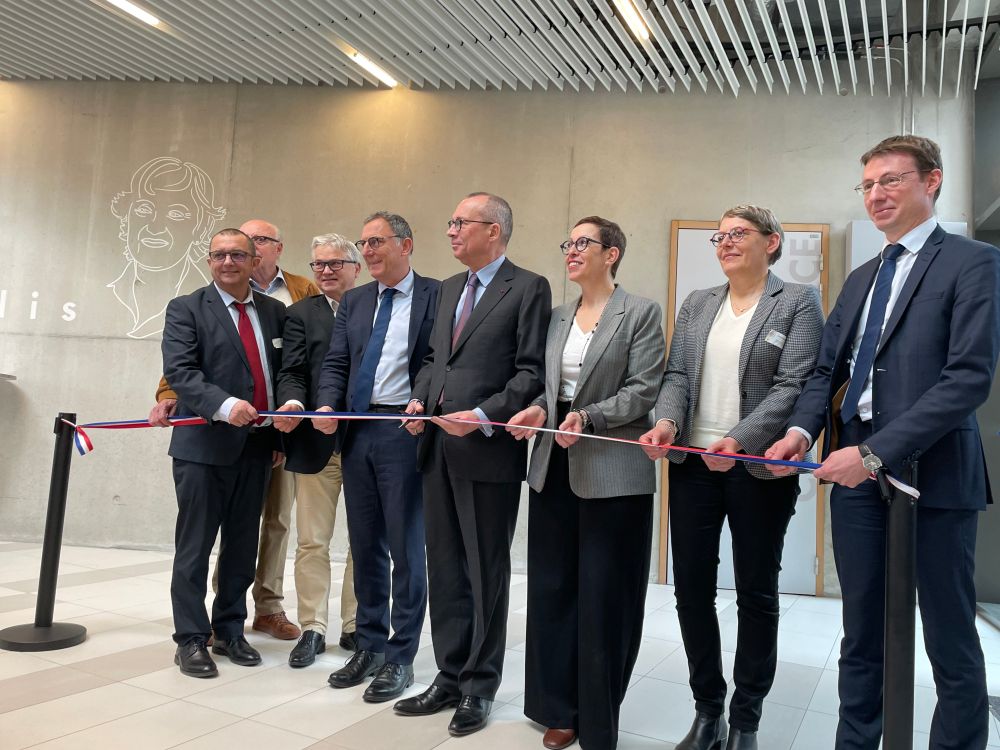 Inauguration PABS-B : découpe du ruban