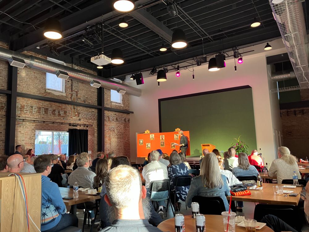 Michael Atchison with Revival 90.9 connecting Billie to Lana, Winehouse, Erykah, Lauren, Aretha, Dinah and finally Billie Holliday 