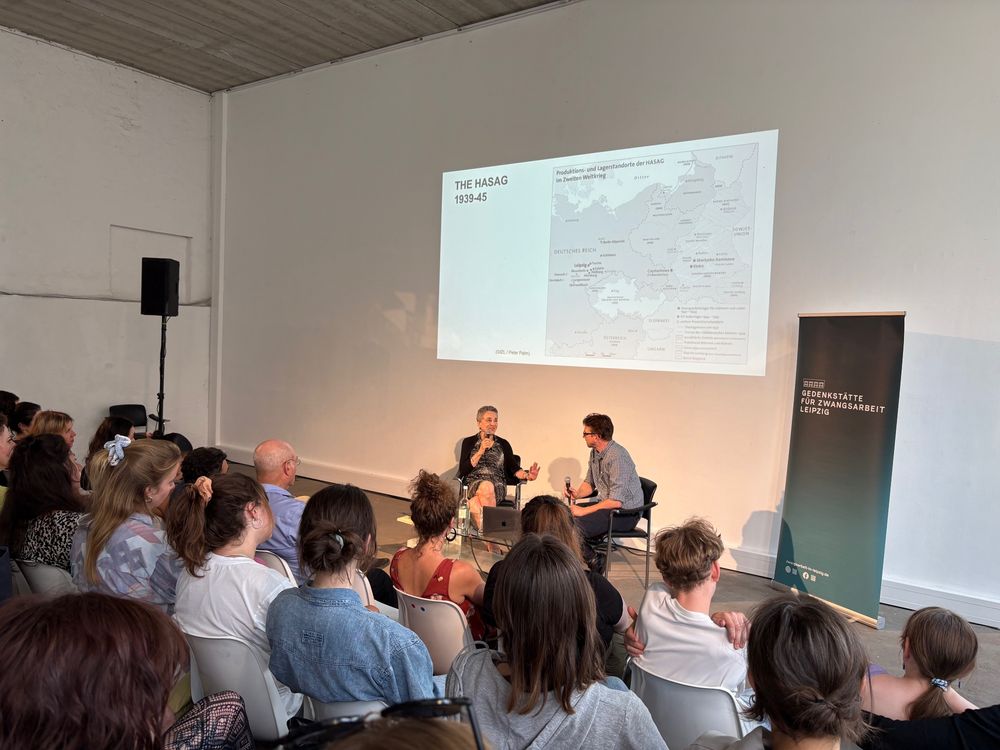 Estare Weiser und Martin vor Publikum