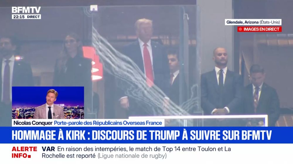 Capture d’écran de BFMTV : images en direct de l'hommage à Charlie Kirk commenté par Nicolas Conquer, porte-parole des Républicains en France, avec en bandeau “Discours de Trump à suivre”.
