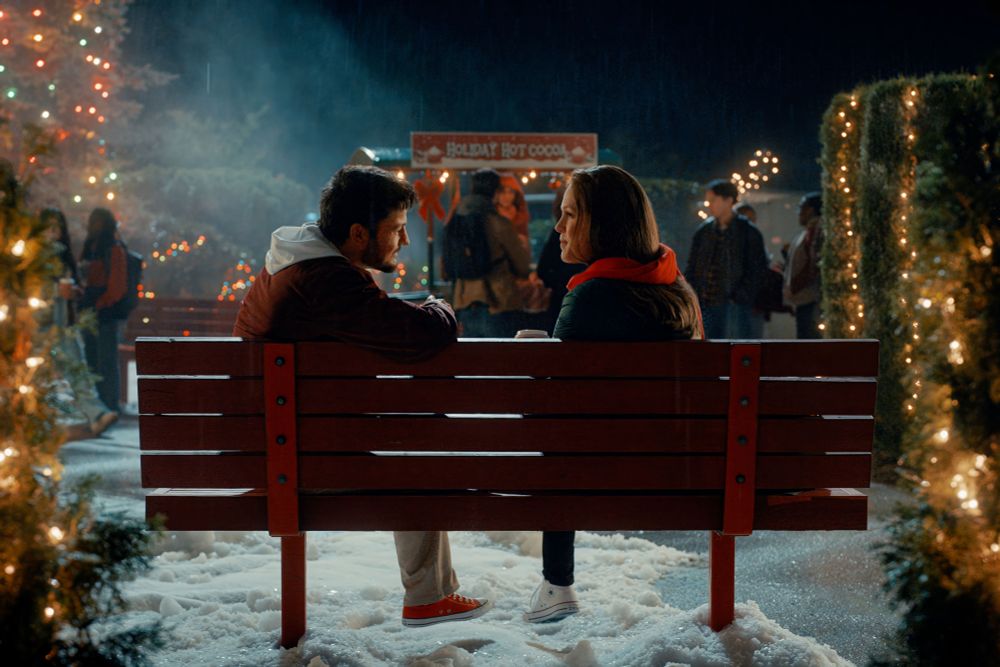 "Christmas Above the Clouds", starring Erin Krakow and Tyler Hynes, premieres on #HallmarkChannel TONIGHT at 8pm/7c—part of #CountdownToChristmas! 🎄

Read more about Hallmark Channel's merriest lineup at https://bit.ly/48CoCZE!

#StayMerry #ChristmasAboveTheClouds