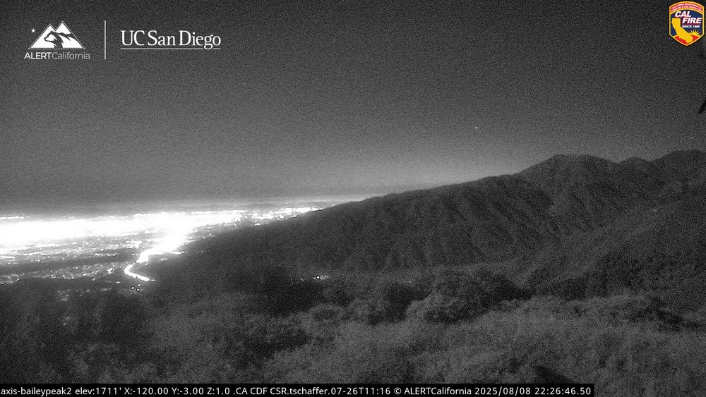 An image from AlertWildfire: Bailey Peak 2, SanBernardino County, CA
🗺34.2554, -117.3630 🧭240° ⛰5568 ft
https://ops.alertcalifornia.org/cam-console/2732