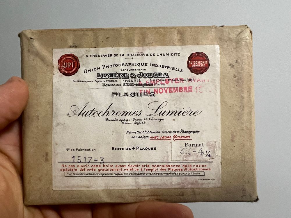 A sealed pack of Autochrome Lumiere plates. 