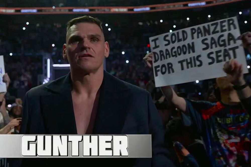 I SOLD PANZER DRAGOON SAGA FOR THIS SEAT

also he's got a mean Double Dragon 2 shirt on