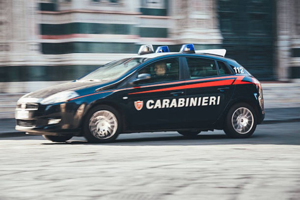 Generale dei Carabinieri arrestato per corruzione