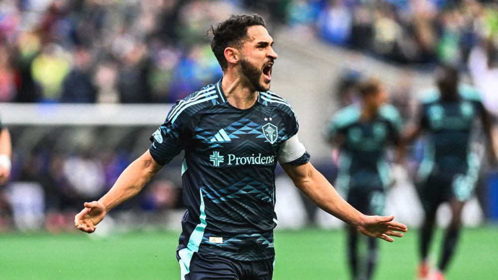 Cristian celebrates his goal.