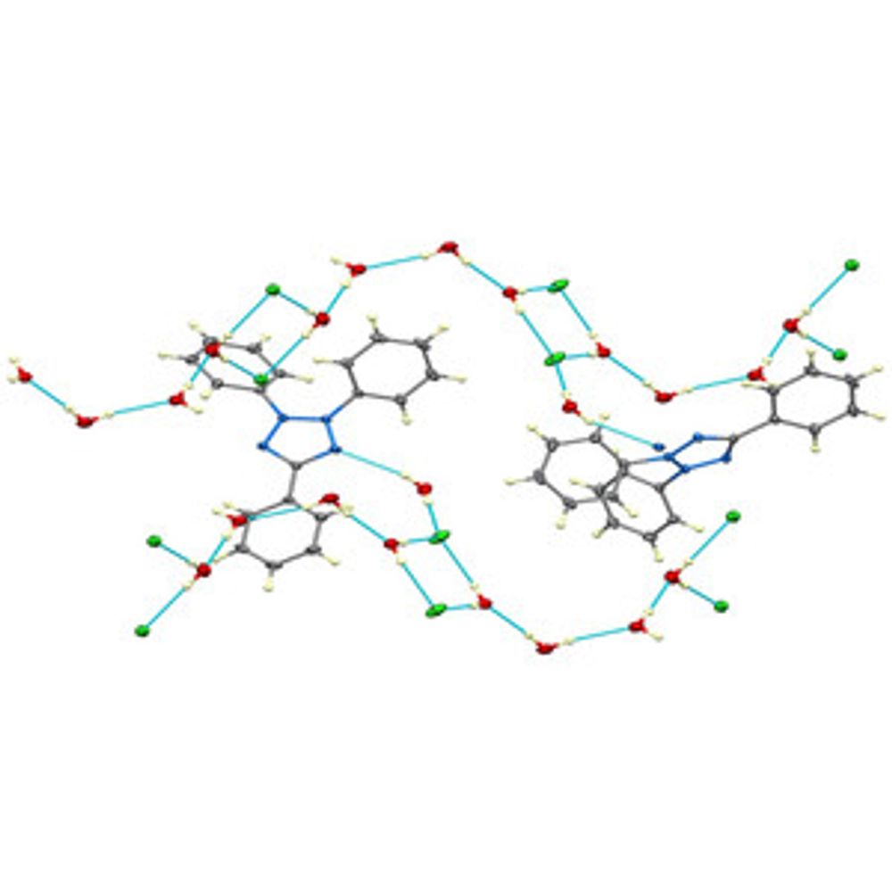 Structure of 2,3,5-tri­phenyl­tetra­zol-3-ium chloride hemi­penta­hydrate