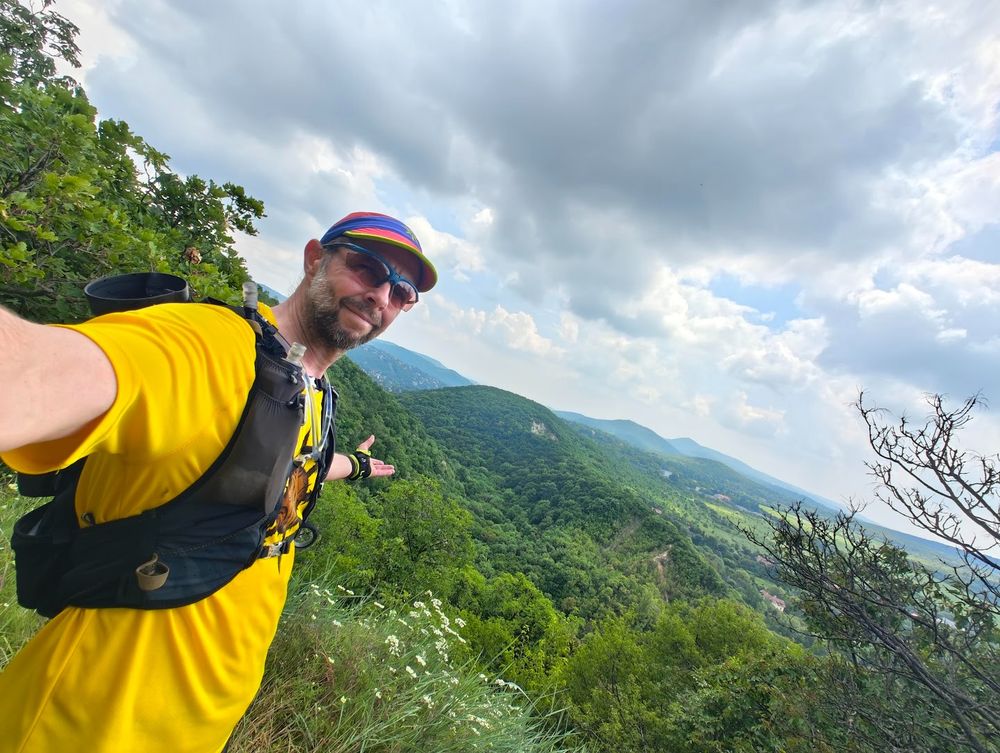 Remete-szurdok felett