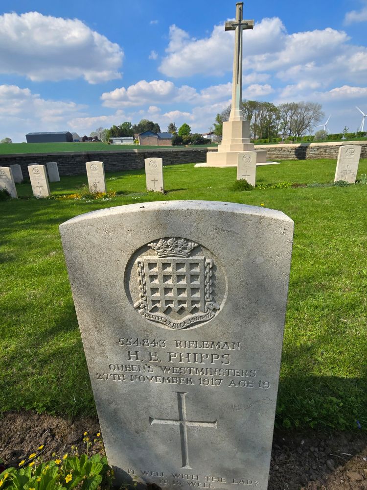 Grave of H E Phipps at the Cambrai world war one memorial.
