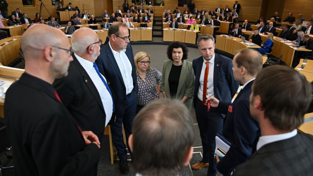 Erste Sitzung im Thüringer Landtag nach Chaos abgebrochen