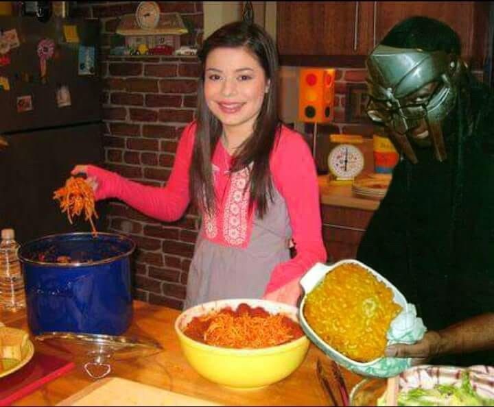 ICarly and mfdoom cooking together 