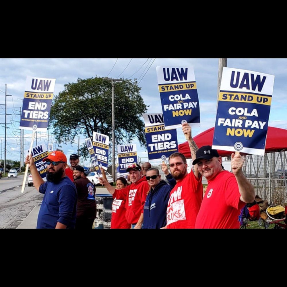 Ep. 210: UAW Rising ft. Dan Boguslaw