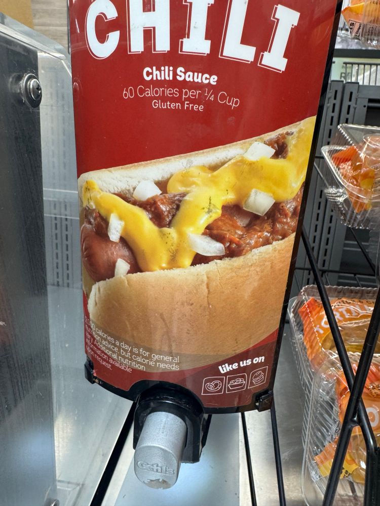 A chili dispenser for hot dogs/nachos/etc.