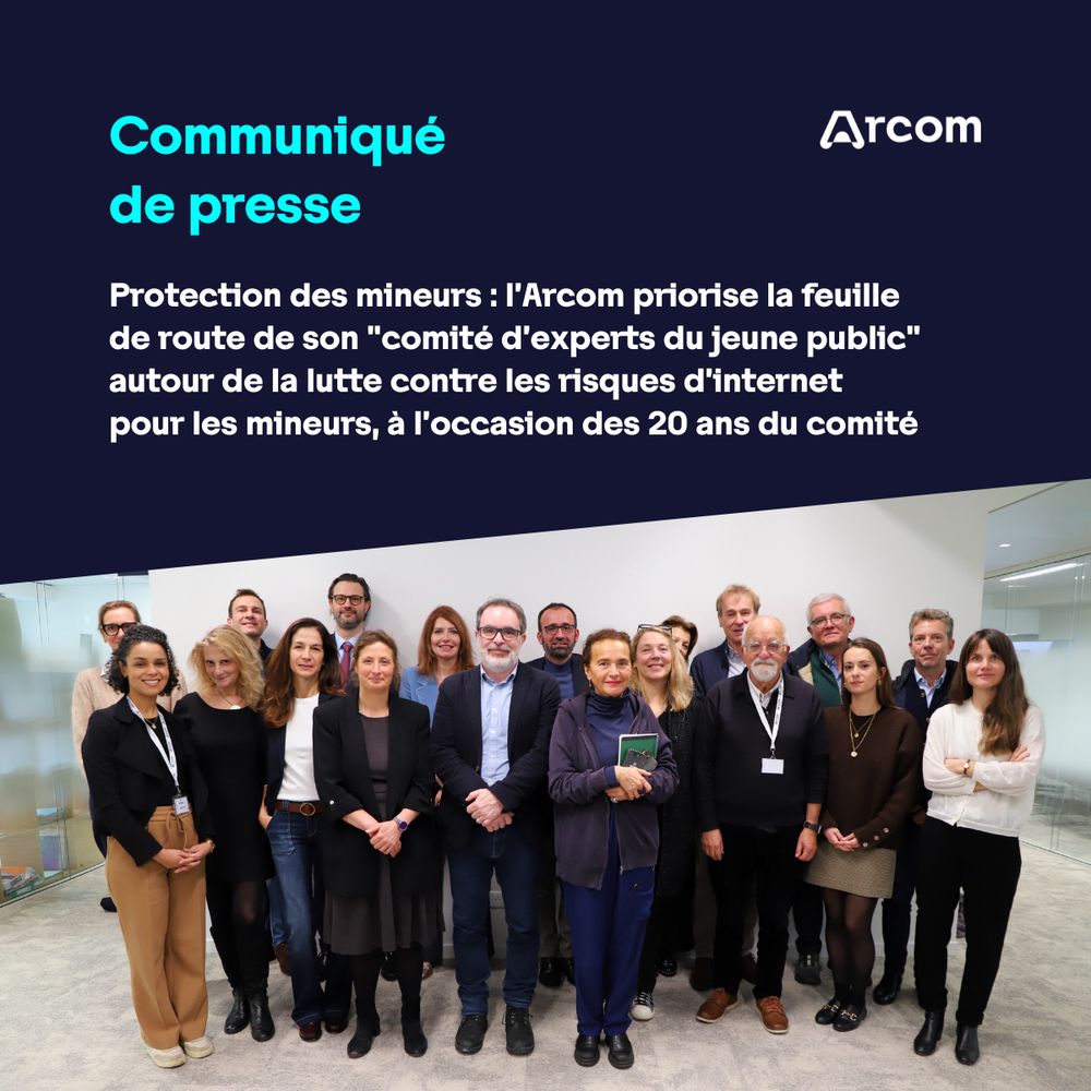 Photo du comité d'experts du jeune public, réuni le 25 novembre 2025 à l'occasion des 20 ans du comité