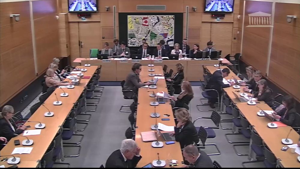 Mercredi 8 octobre 2025 à 15h, la commission des affaires culturelles de l'Assemblée nationale a auditionné Martin Ajdari, président de l’Autorité de régulation de la communication audiovisuelle et numérique (Arcom).