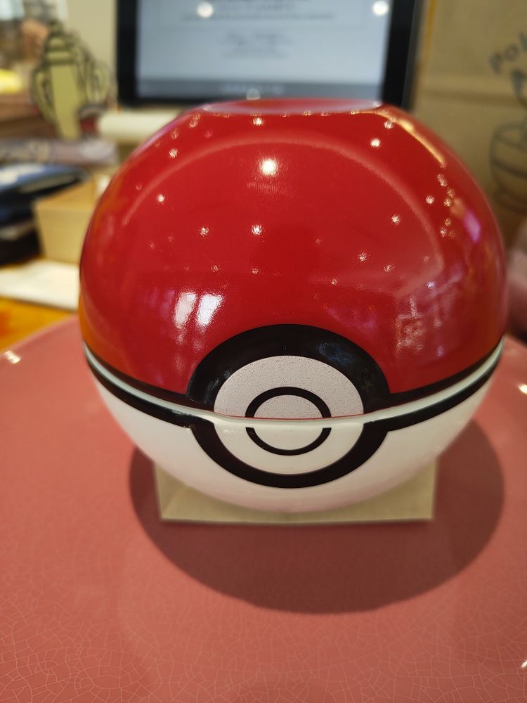 Bowl that Fidough desert came in