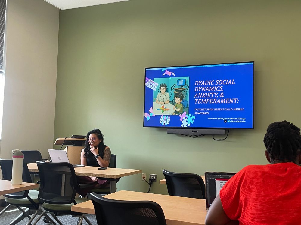 Joscelin Rocha-Hidalgo presents her work on dyadic social dynamics