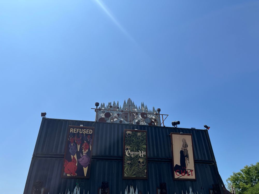 Affiches des artistes du Hellfest