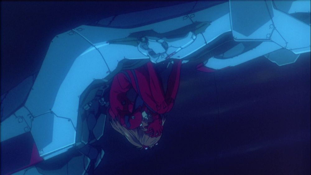 Asuka en el enchufe de entrada.