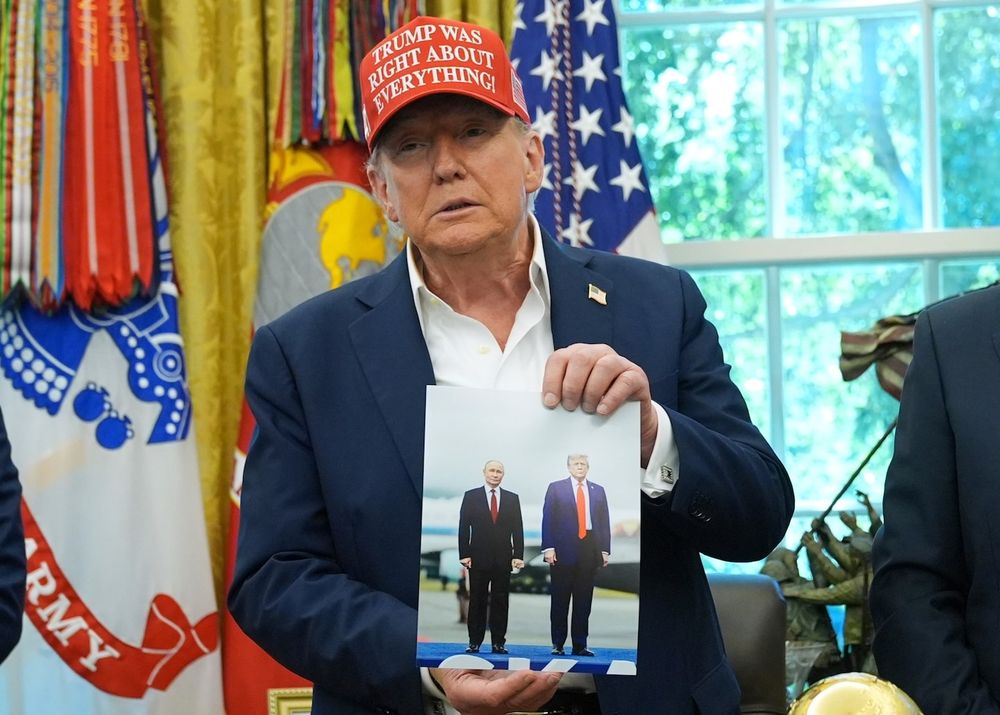 Days after the Alaska summit with Russian President Vladimir Putin, President Donald Trump ordered the security clearance revocation of a top CIA official and Russia expert.