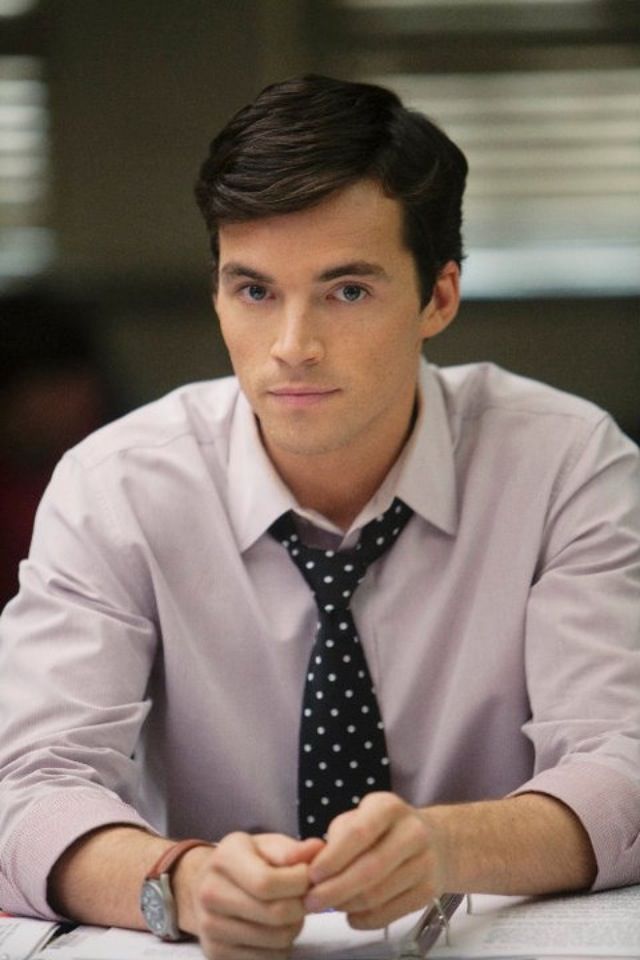 Ezra Fitz from pretty little liars