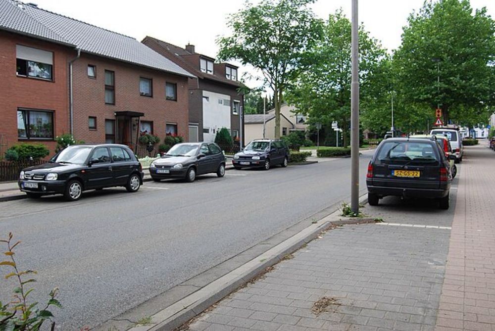 Neustraße/Nieuwstraat (Herzogenrath/Kerkrade) - Wikipedia