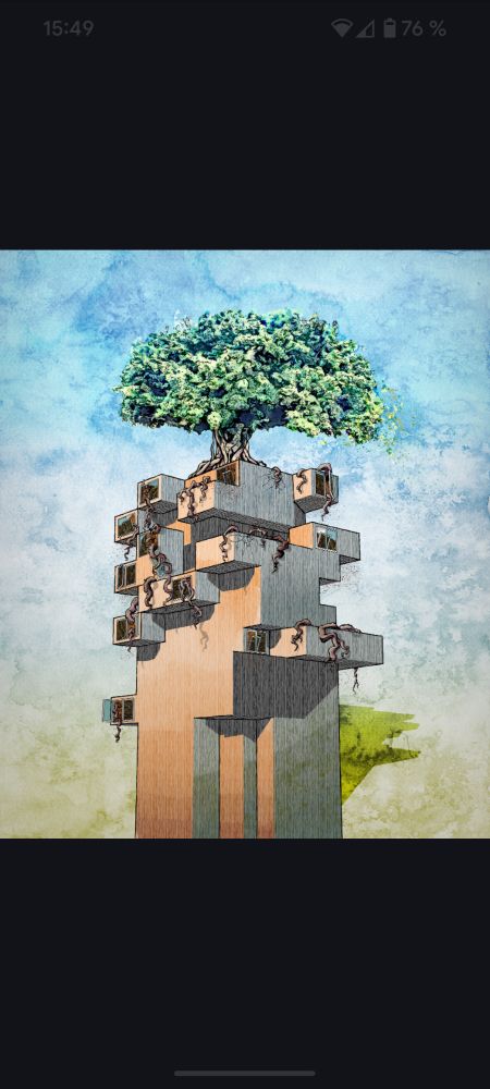 Un edificio muy alto tiene un árbol en su tejado. Las raíces salen de las ventanas del último piso