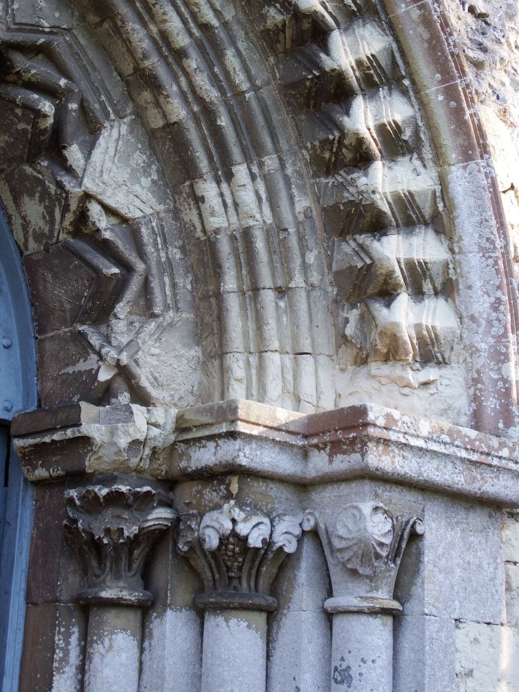 Romanesque chevron ornament