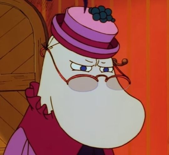 The character Aunt Jane, who also has the string on her glasses