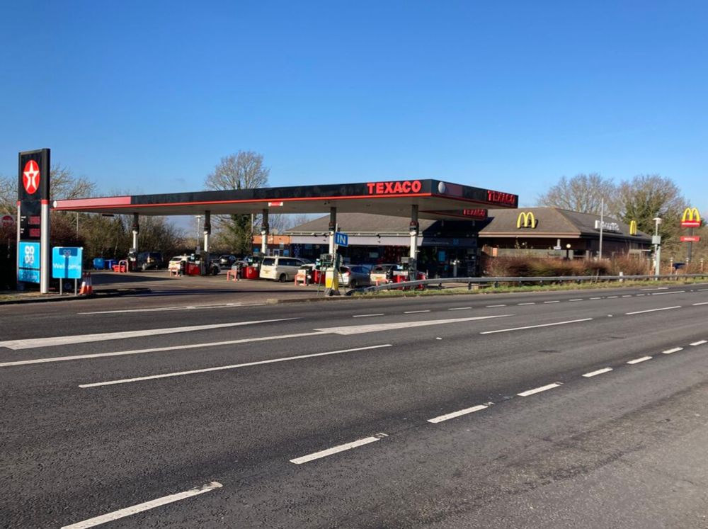 Buckbarn - motorway services