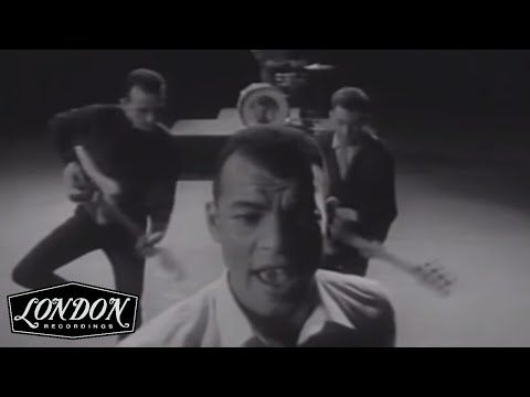 Fine Young Cannibals - Suspicious Minds (Official Video)