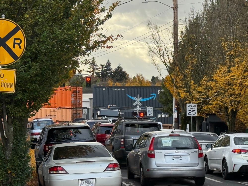 Post image (had no alt text on Bluesky)