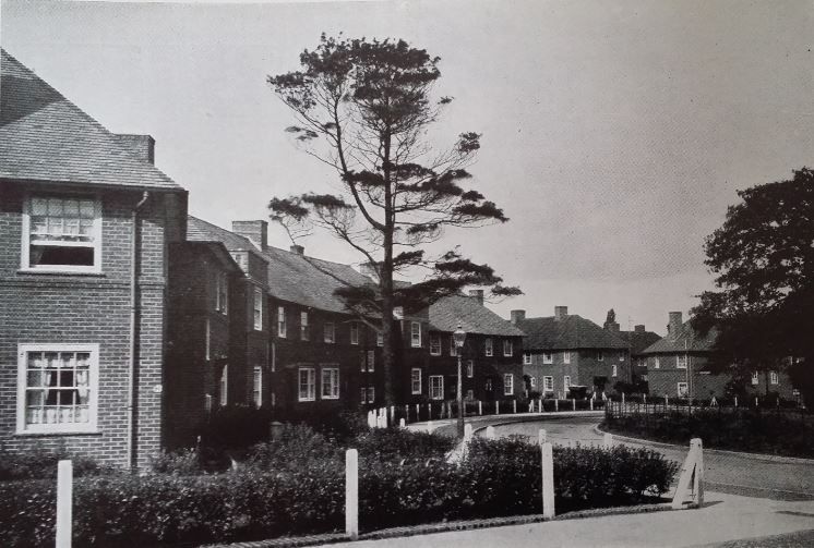 Cottage estate