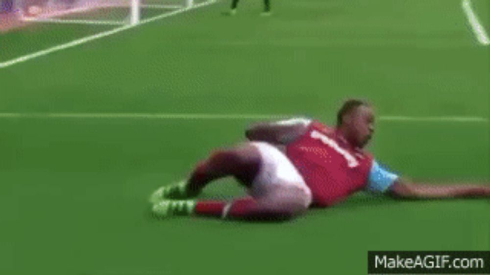 Michail Antonio pays tribute to Homer Simpson with brilliantly bizarre goal celebration on Make a GIF