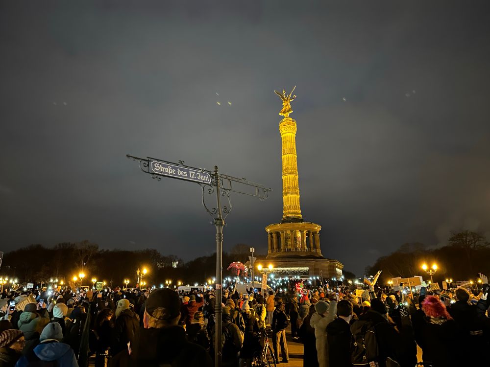 Neuer Sammelplatz, Berlin, Siegessäule 