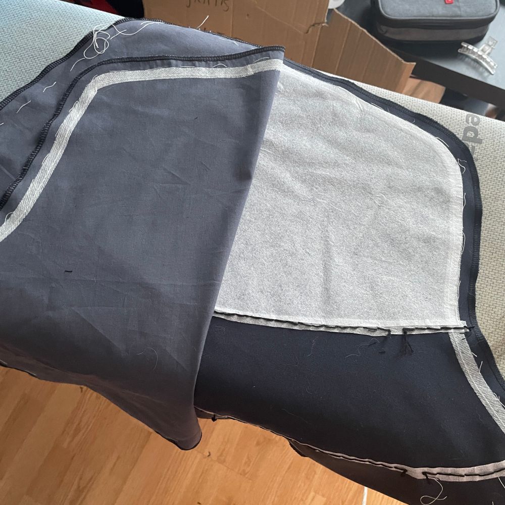 The picture shows the inside reinforment of the fabric of the trousers
