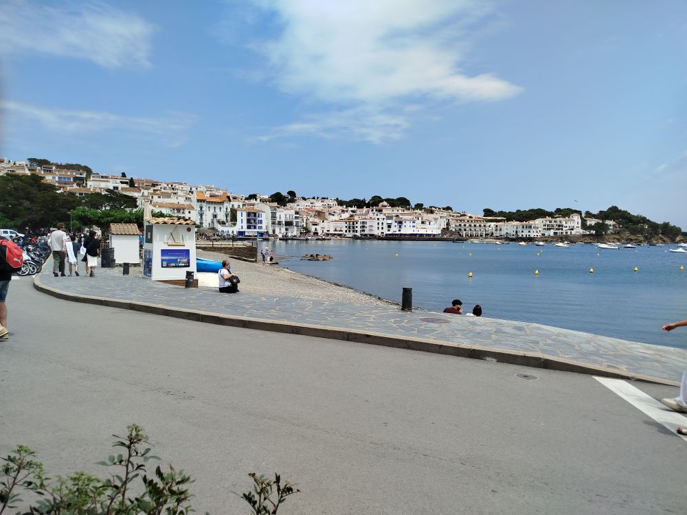 Cadaques vu depuis un restaurant 