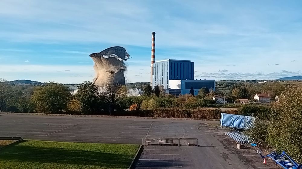 Centrale Lucy 3 pendant le dynamitage