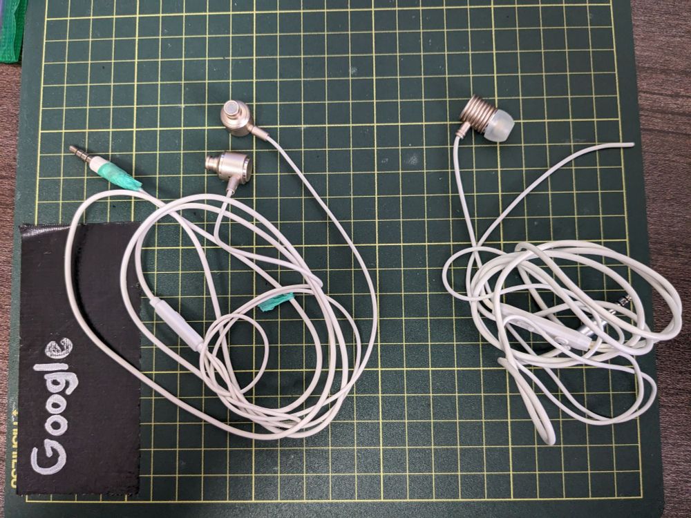 弟こにこわされた