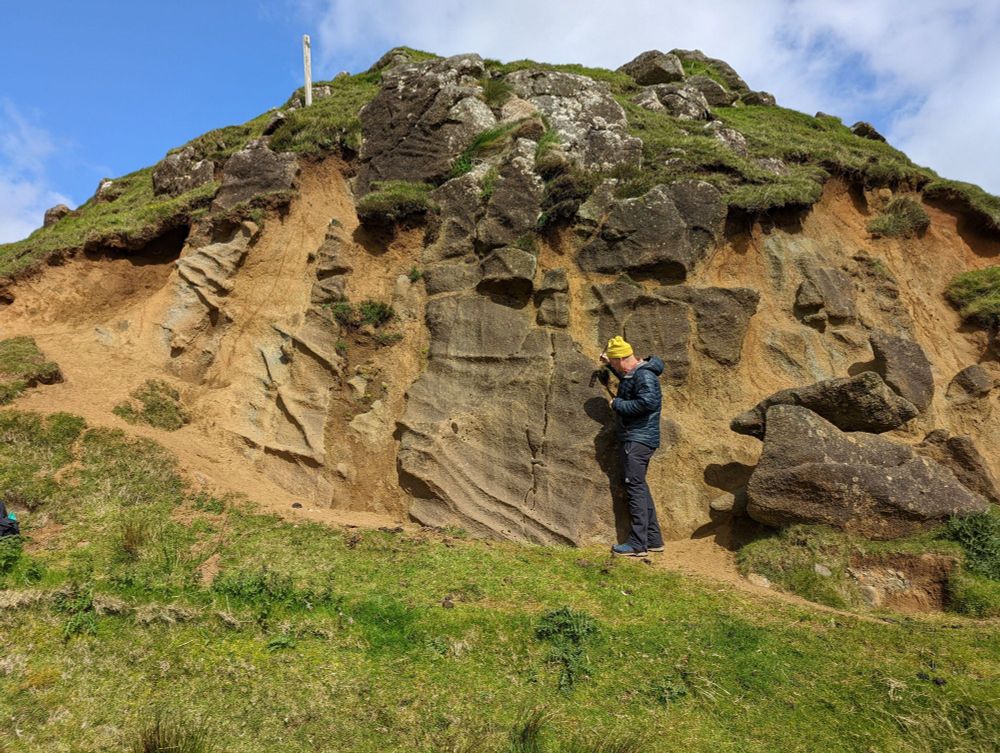 Brown and dun coloured outcrop of meta-ultrabasic, Maraig, Isle of Harris.