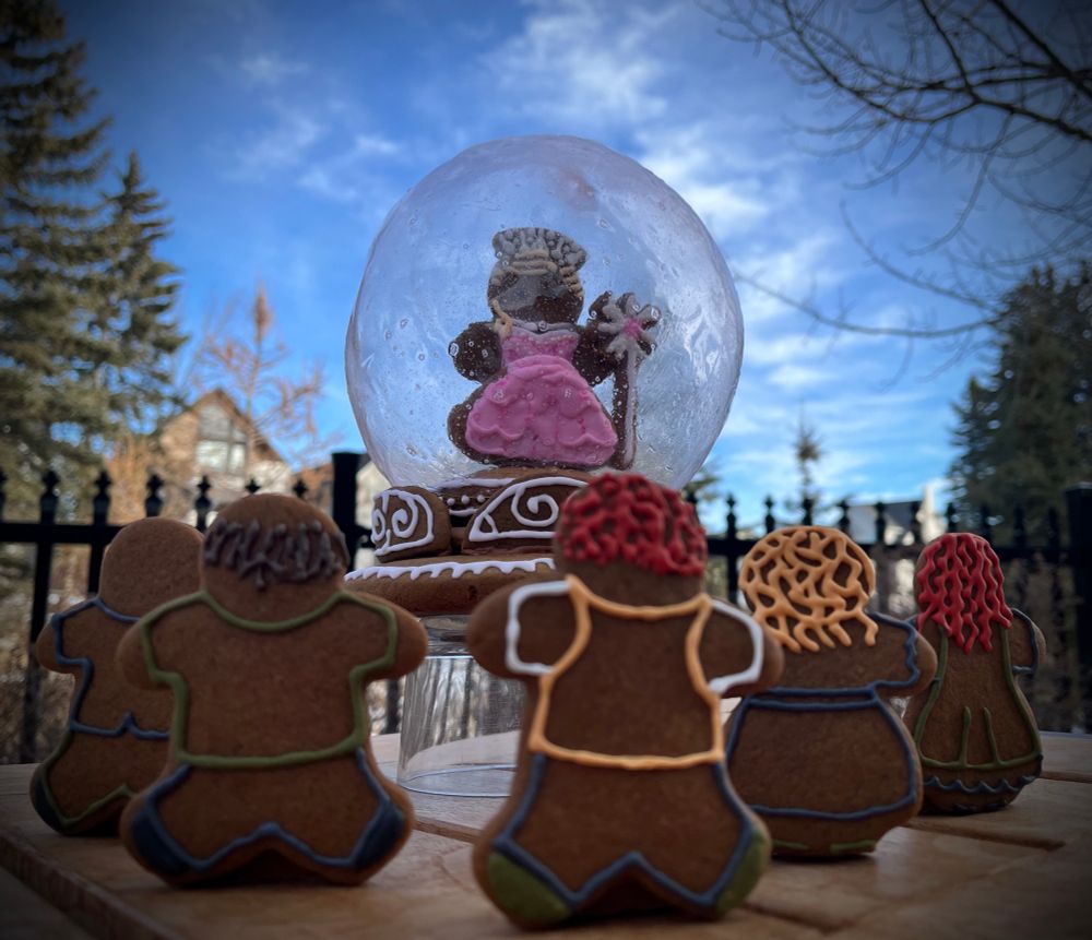 Glinda in her bubble