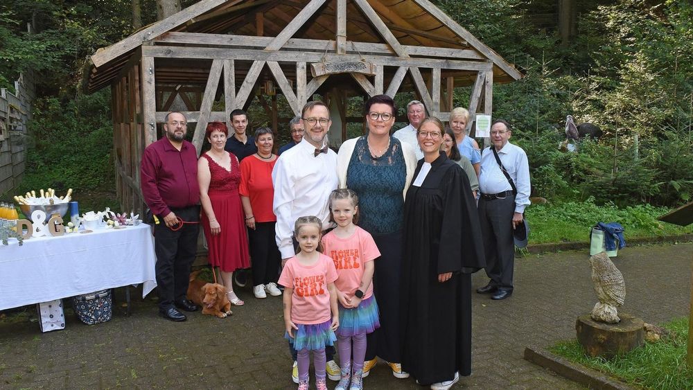 Sie sagen JA! Pop-up-Hochzeit im Heiligenhauser Paradies