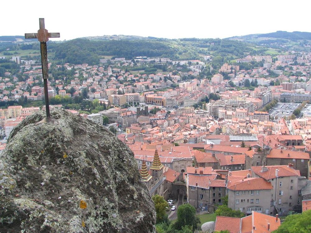 Jakobsweg nach Le Puy en Velay - Die Weltenbummler