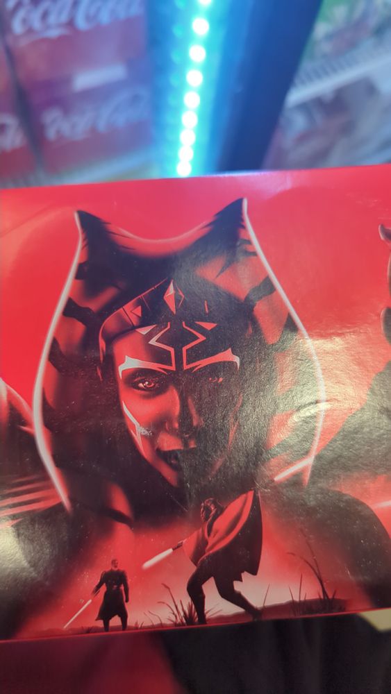 Ahsoka Tano on the same 12 pack of CocaCola, she's looking quite awful