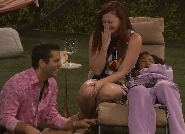 Jimmy and Rachel laughing (bb27) ashley hapoens to be there sleeping on the chair