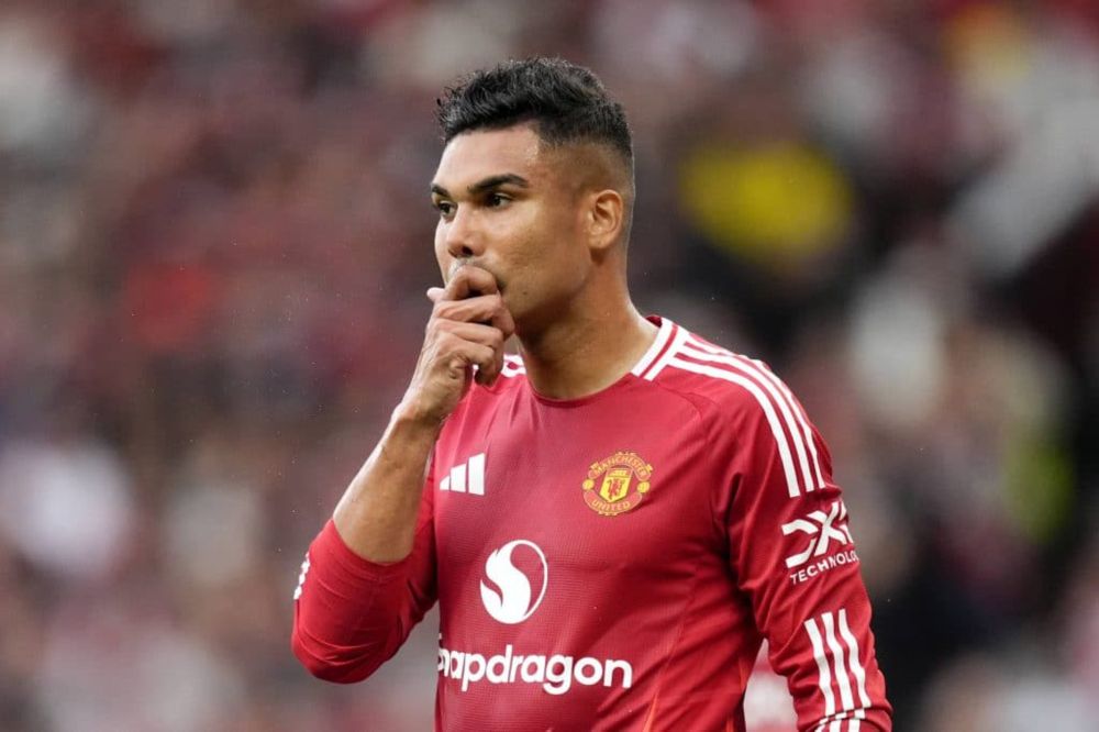 Alvo do Galatasaray, Casemiro toma decisão sobre futuro no Manchester United